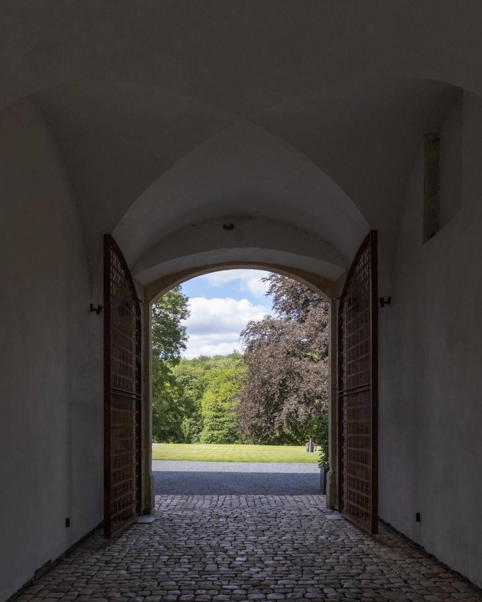 Chateau Du Pont D'Oye Habay-la-Neuve Exterior photo